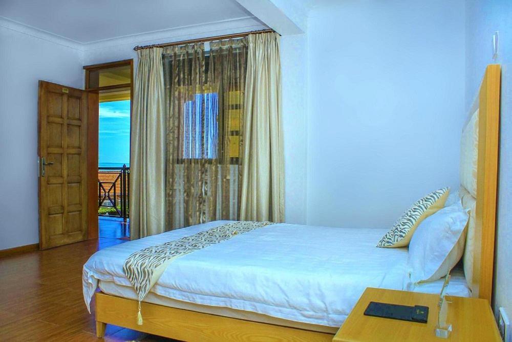 Rosemary Courts Bed And Breakfast Entebbe Dış mekan fotoğraf